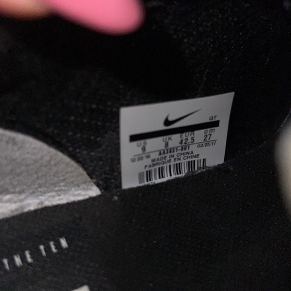 2017 off-White x Air VaporMax ‘The Ten’ size 9 - Picture 5 of 11